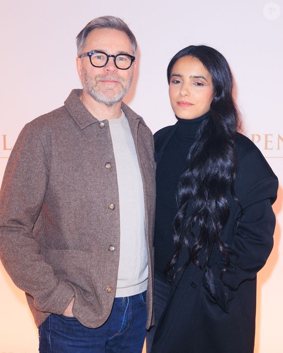 Guillaume de Tonquédec et Hafsia Herzi assistent à un photocall pour le Gala d'Hiver du Peninsula Paris, avec un cocktail dînatoire orchestré par le Chef Exécutif David Bizet et la Chef Pâtissière Anne Coruble à l'hôtel Peninsula à Paris, France le 27 novembre 2025. Photo by David Boyer/ABACAPRESS.COM