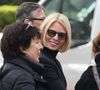 Parmi eux, sa meilleure amie Isabelle Alonso a pris la parole avec beaucoup d’émotion.

Isabelle Alonso, Sylvie Tellier - Sorties des obsèques d'Isabelle Mergault à la Coupole du Père-Lachaise à Paris le 30 mars 2026. © Cyril Moreau - Dominique Jacovides / Bestimage