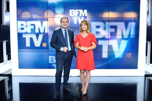 Christophe Delay et Adeline Francois, les presentateurs de la Premiere Edition de BFM TV posent pour une photo de rentree a Paris, France le 25 Aout 2017. Photo by Aurore Marechal/ABACAPRESS.COM
