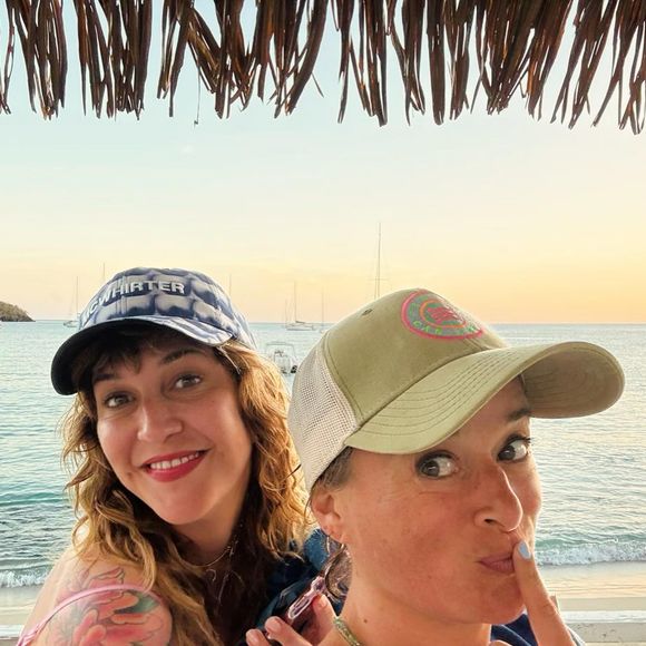 Daphné Bürki a pris le temps de souffler

Daphné Bürki en vacances en Martinique avec son amie et actrice Béatrice de La Boulaye.