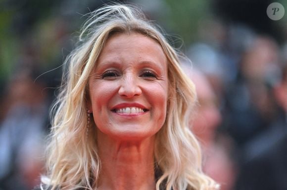 Alexandra Lamy assiste à Le Deuxieme Acte The Second Act Screening cérémonie d'ouverture tapis rouge au 77e Festival de Cannes annuel au Palais des Festivals le 14 mai 2024 à Cannes, France. Photo by Franck Castel/ABACAPRESS.COM