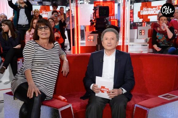 Entre eux, l'alchimie est immédiate et donne naissance à une collaboration qui marquera à jamais le petit écran. 

Françoise Coquet et Michel Drucker - Enregistrement de l'émission "Vivement Dimanche" à Paris le 12 mars 2014. L'émission sera diffusée le 16 mars.