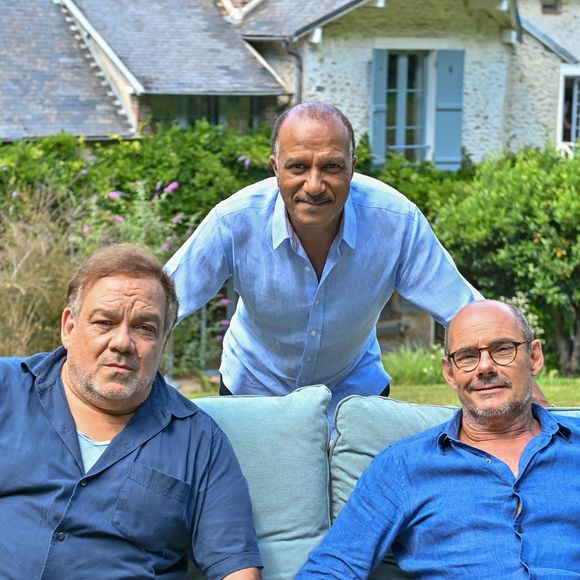 est tombé dans la drogue. Il a testé et a été "happé". "Quand on tombe dans les drogues dures, on comprend vite que s’en sortir est une guerre. C’est une part de ma construction", déclare-t-il.

Exclusif - Didier Bourdon, Pascal Legitimus et Bernard Campan - Rendez-vous avec Les Inconnus, à l'occasion du tournage du documentaire "L'histoire secrète des Inconnus, le doc événement", diffusé le 5 janvier à 21h10 sur TF1
© Guillaume Gaffiot / Bestimage