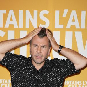 Deux hommes cagoulés et armés se sont introduits dans la maison lundi matin.

Michaël Youn - Avant-première du film "Certains l'aiment chauve" au Cinéma UGC Ciné Cité Bercy à Paris le 10 juillet 2025. © Coadic Guirec/Bestimage