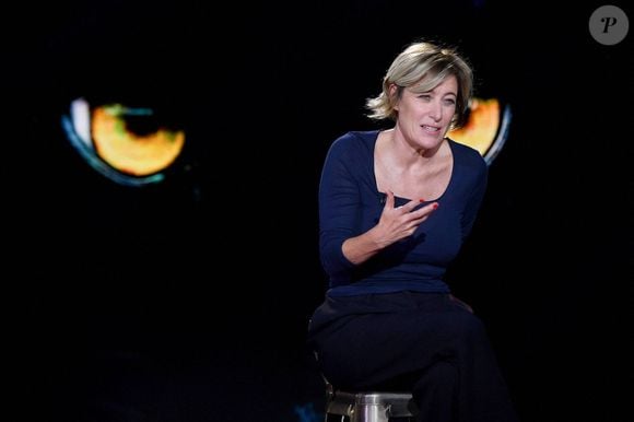 Valeria Bruni Tedeschi lors d'un show télévisé à Rome, Italie, le 6 décembre 2024. Photo par Maurizio D Avanzo/IPA/ABACAPRESS.COM