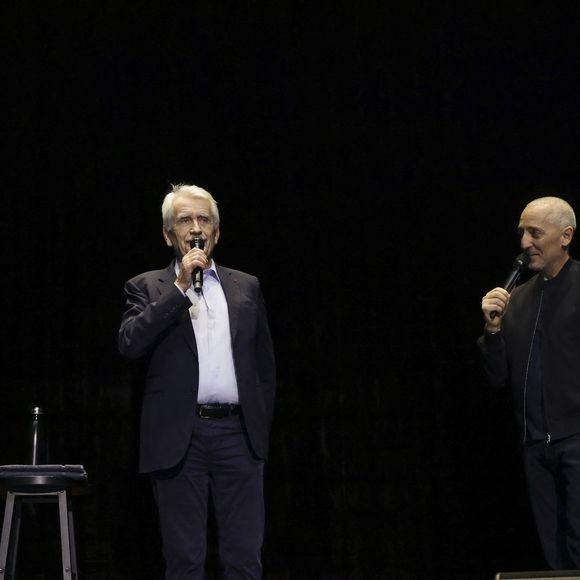Exclusif - Gad Elmaleh célèbre les cinquante ans de carrière de Gilbert Coullier sur la scène du Zenith de Rouen à la fin de son spectacle "Lui même" 
Le 28 mars 2025. © Jack Tribeca / Bestimage