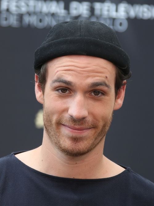 Axel Huet (En famille) s'est marié : son épouse est le visage d'une autre série culte de M6 !