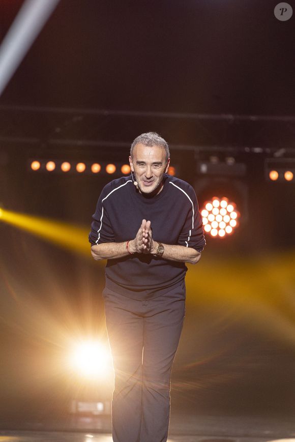 Exclusif - Elie Semoun sur scène lors du concert "Leurs voix pour l'espoir" diffusé le 5 juillet en prime sur C8, à l'Olympia à Paris le 11 mars 2024.
© Perusseau / Bellak / Bestimage