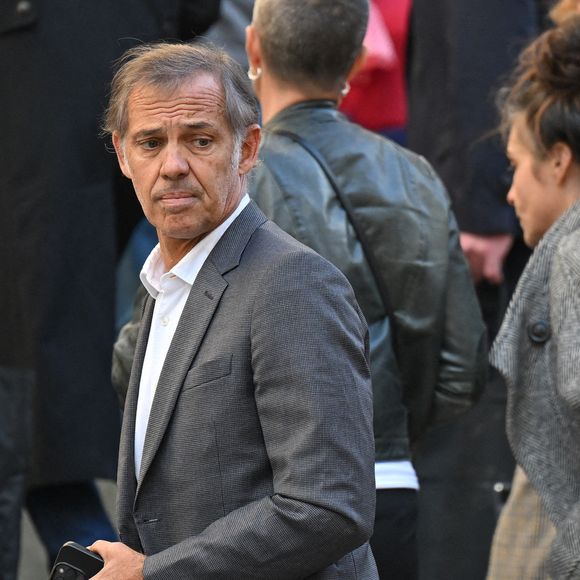 Paul Belmondo à la cérémonie d'enterrement de l'actrice italo-française Claudia Cardinale à l'église Saint-Roch à Paris, France, le 30 septembre 2025. Claudia Cardinale, décédée le 23 septembre à l'âge de 87 ans, a eu une carrière longue de six décennies, et a été dirigée par de grands acteurs tels que Federico Fellini et Luchino Visconti. Photo par Julien Reynaud/APS-Medias/ABACAPRESS.COM