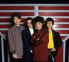 Elle a grandi sans son père mais a hérité de sa passion pour la musique.

Archives - En France, à Boulogne-Billancourt, rendez-vous avec le groupe INDOCHINE (Dominik NICOLAS, Dimitri BODIANSKI, Nicola SIRKIS et Stephane SIRKIS). Novembre 1986
© Michel Ristroph via Bestimage