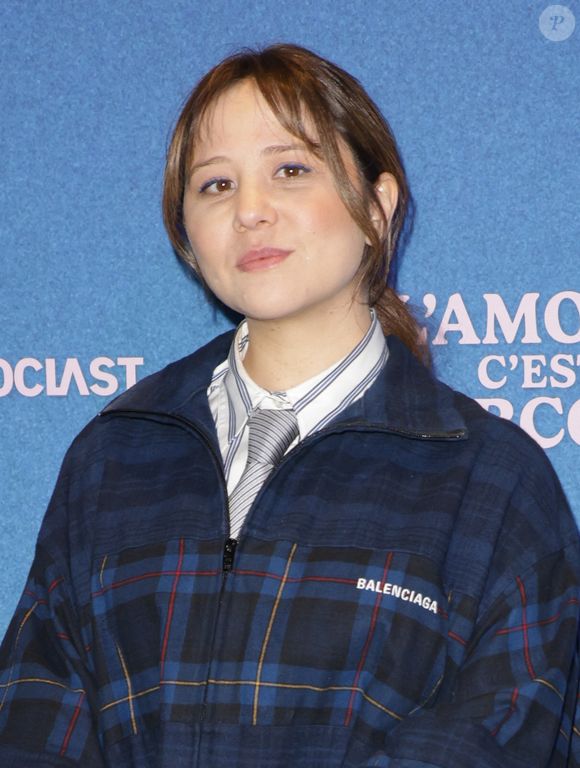 “J'ai découvert les plaisirs charnels d'abord avec une femme”, conclut la comédienne

Laura Felpin - Avant-première du film "L'amour C'est Surcoté" au Cinéma Pathé Wepler à Paris le 15 avril 2025. © Coadic Guirec/Bestimage