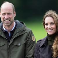 Le Prince William s’en va sur l’île de Bute avec Kate Middleton quand son frère Harry fait son grand retour à Londres