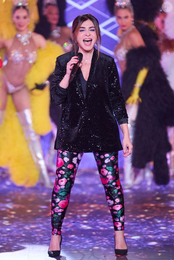 Exclusif - Julie Zenatti à l'enregistrement de l'émission "La grande soirée des cabarets" au Château de Fontainebleau, diffusée le 24 juin, sur France 2.

Photo : Cyril Moreau-Tiziano Da Silva / Bestimage