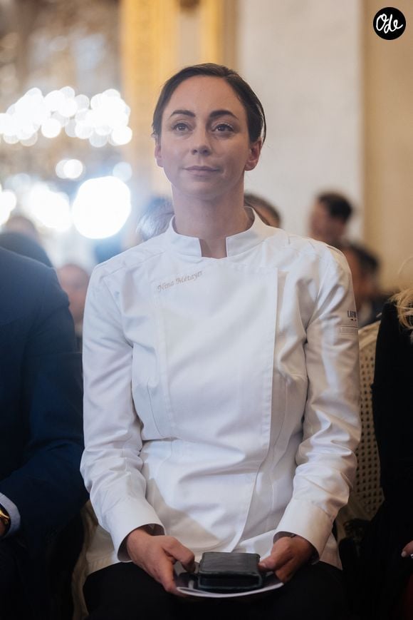 Passionnée par la transmission, elle a publié plusieurs ouvrages consacrés à la pâtisserie, dont un prochain livre coécrit avec ses filles.

Nina Metayer (Grand prix du rayonnement gastronomique) lors de la remise des prix du Rayonnement Français au ministère des affaires étrangères à Paris le 4 décembre 2025.

© Tiphaine Praud-Lebely / Bestimage