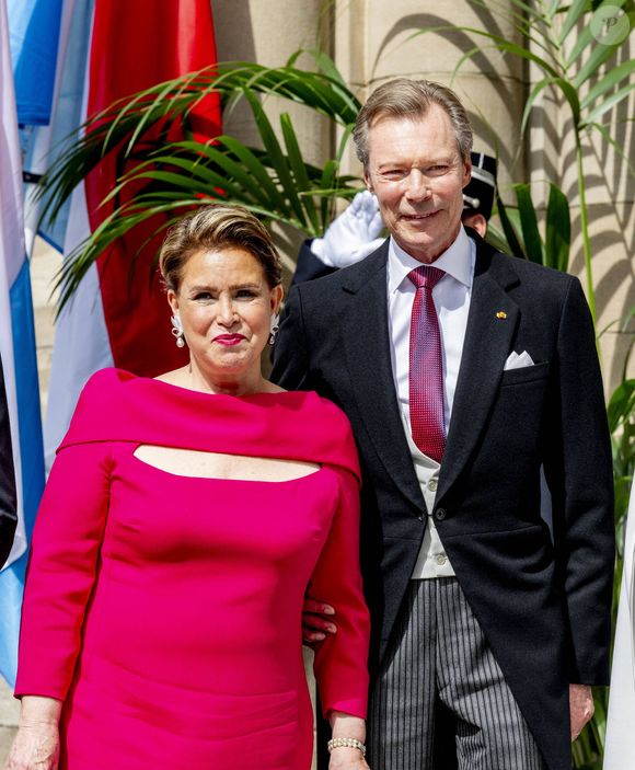 La cérémonie va se dérouler le 3 octobre prochain.

Le Grand-duc Henri de Luxembourg et la grande-duchesse Maria Teresa de Luxembourg lors de la messe célébrée à la cathédrale Notre-Dame de Luxembourg dans le cadre des festivités du jour national 2025 et du 25e anniversaire du règne du grand-duc Henri au Luxembourg. © Dana Press / Bestimage