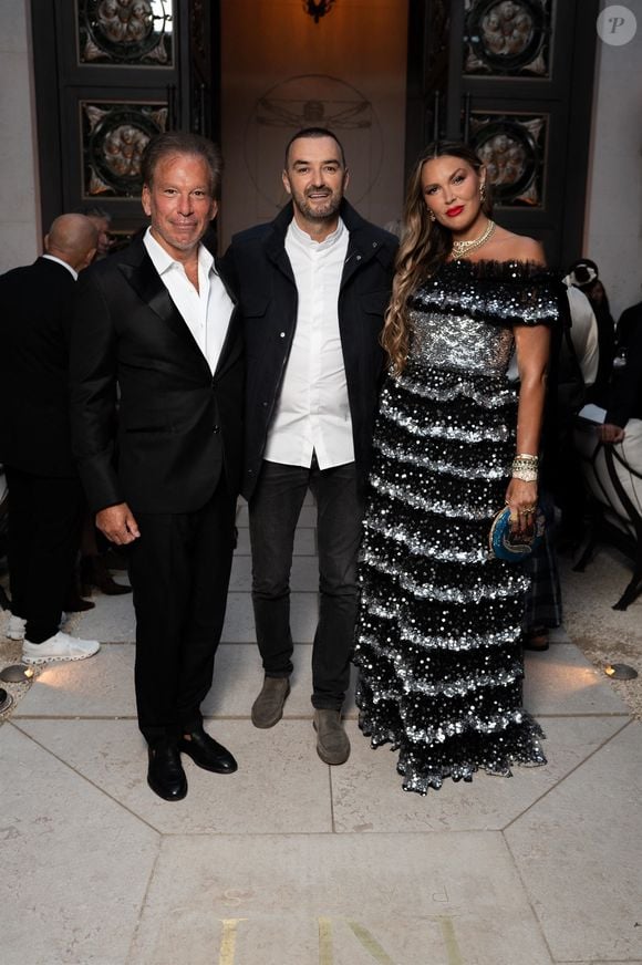Gary Friedman, Pdg de RH, Cyril Lignac, Bella Hunter - Personnalités à la soirée d'inauguration de la galerie RH Paris sur l'avenue des Champs-Élysées le 4 septembre 2025