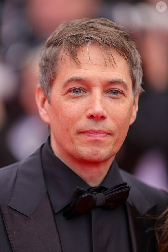 Sean Baker sur le tapis rouge de la cérémonie d'ouverture et de la projection de "Partir Un Jour" au 78ème Festival de Cannes au Palais des Festivals le 13 mai 2025 à Cannes, France. Photo par Shootpix/ABACAPRESS.COM
