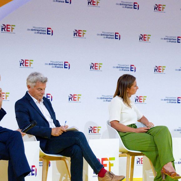 Apolline de Malherbe , Fabien Roussel ( secrétaire national du Parti communiste français ) ,Manuel Bompard ( député des Bouches du Rhône, coordinateur de La France Insoumise ) et Marine Tondelier ( secrétaire nationale des Ecologistes - Europe, Ecologie, les Verts ) lors de la Rencontre des entrepreneurs français LAREF25 à Roland Garros le 28 août 2025 à Paris, France. © Federico Pestellini / PsnewZ / Bestimage -