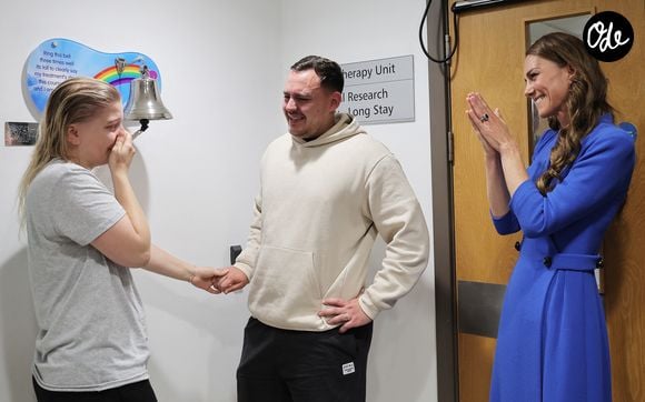 La princesse de Galles (Catherine Kate Middleton, princesse de Galles) visite le Christie NHS Foundation Trust, pour mettre en évidence le pouvoir de guérison des soins holistiques, parallèlement aux soins cliniques, pour les personnes vivant avec et au-delà du cancer, à Manchester, au Royaume-Uni, le 4 juin 2026.

© Andy Stenning/WPA-Pool/ Julien Burton / Bestimage