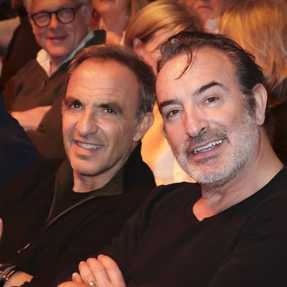 Il y a retrouvé de nombreux proches, dont Nikos Aliagas et Claude Lelouch.

Exclusif - Nikos Aliagas et Jean Dujardin - Célébrités au concert de Dany Brillant à l'Olympia à Paris le 15 février 2026. Après 3 ans d'absence en live Dany est à nouveau sur scène pour un show " BEST OF TOUR " de ses plus grands titres ! . © Jack Tribeca/Bestimage