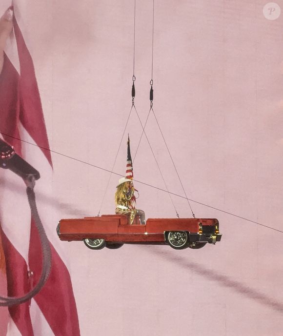 Beyonce se produit lors du dernier concert de sa tournée Cowboy Carter Tour au Tottenham Hotspur Stadium à Londres, Royaume-Uni, le 16 juin 2025. Photo by Splash News/ABACAPRESS.COM