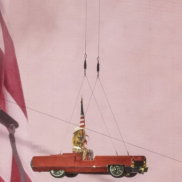 Beyonce se produit lors du dernier concert de sa tournée Cowboy Carter Tour au Tottenham Hotspur Stadium à Londres, Royaume-Uni, le 16 juin 2025. Photo by Splash News/ABACAPRESS.COM