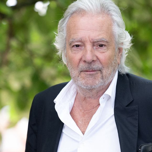 Dans sa nouvelle pièce, "Je me souviendrai... De presque tout" au théâtre Montparnasse, Pierre Arditi interprète un père égoïste, dévoué à son métier et qui délaisse son fils. 

Pierre Arditi participe au Photocall de Ligne de Fuite lors du Festival du Film Francophone d'Angoulême, à Angoulême, France. Photo by David Niviere/ABACAPRESS.COM