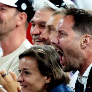 Et c'est là, dans la capitale italienne, qu'Anne Mottet a eu une mauvaise surprise : on lui a volé... son vélo ! 

Thomas Pesquet et sa compagne Anne Mottet - Les célébrités en tribunes pendant l'épreuve de basketball de demi-finale opposant la France à l'Allemagne lors des Jeux Olympiques de Paris 2024 (JO) à l'Arena Bercy, à Paris, France, le 8 août 2024. © Jacovides-Perusseau/Bestimage