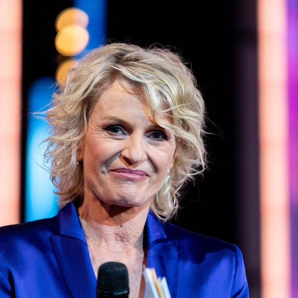 Sophie Davant lors du Téléthon 2024, à Saint Denis, près de Paris, France, le 30 novembre 2024. Le Téléthon est un marathon télévisuel de trente heures diffusé sur les chaînes de France Télévisions. Photo par Alexis Jumeau/ABACAPRESS.COM