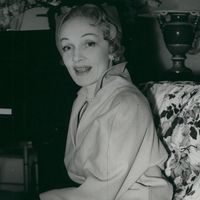 Au 12, avenue Montaigne, à deux pas des Champs-Elysées, la dernière demeure de Marlène Dietrich, icône des années 1930