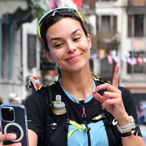 "On sait que l'activité physique a un impact favorable sur les facteurs de risques cardiovasculaires, dont l'hypertension artérielle", a expliqué Marine Lorphelin. 

Exclusif - Marine Lorphelin (Miss France 2013) participe et finit la course MCC, 40 kms et 2300m de dénivelé positif, en marge de l'Ultra Trail du Mont Blanc (UTMB) à Chamonix le 26 août 2024. © Romain Doucelin / Bestimage