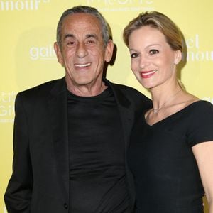 Exclusif - Thierry Ardisson et sa femme Audrey Crespo-Mara - Le professeur S.Lyonnet, président de l'Institut des maladies génétiques, et le galériste K. Mennour ont organisé la 4ème édition de la soirée "Heroes for Imagine", une grande vente aux enchères d’oeuvres d'art, animée par G.Elmaleh et dirigée par Christie's, à l'institut Imagine, 24 boulevard du Montparnasse dans le 15ème arrondissement de Paris, France, le 12 septembre 2022. © Dominique Jacovides/Bestimage