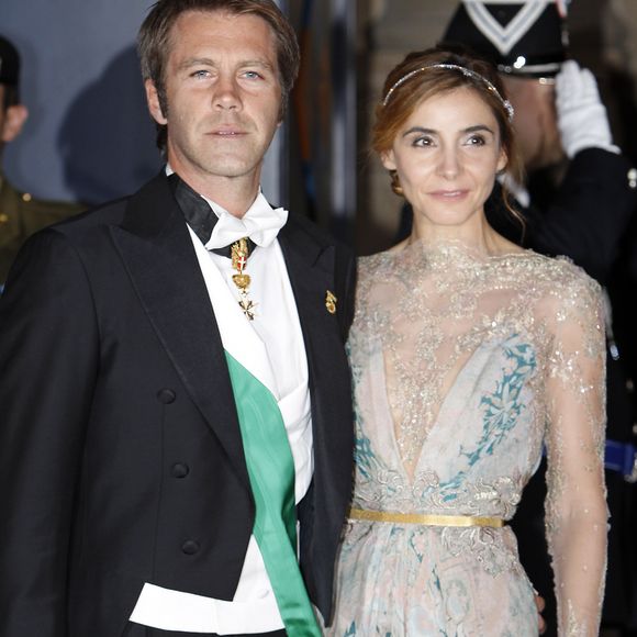 Le prince Emmanuel Philibert de Savoie et la princesse Clotilde de Savoie (Clotilde Courau) - Arrivee des invites au diner de gala organise au Palais Grand-Ducal, a l'occasion du mariage du prince Guillaume de Luxembourg et la comtesse Stephanie de Lannoy a Luxembourg, le 19 octobre 2012. © Gtres/Bestimage