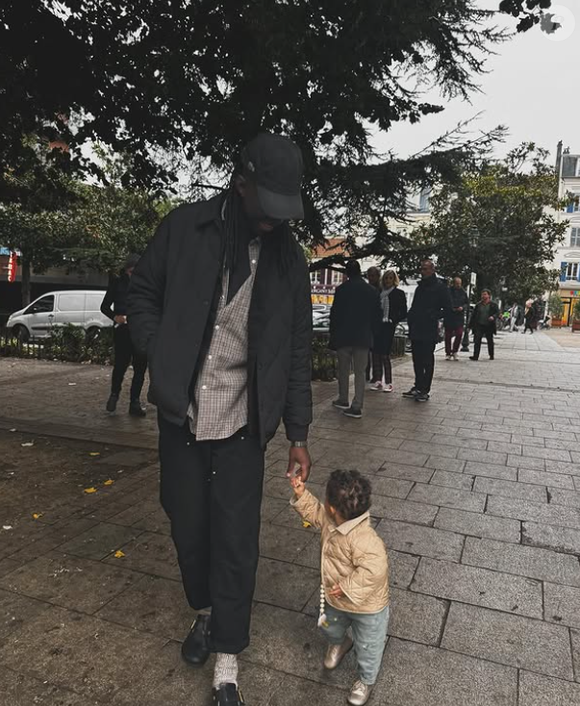 Dans cette nouvelle vie à 3 !

Mory Sacko et son bébé.