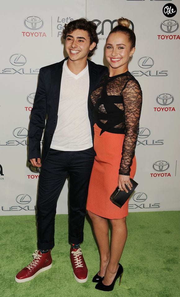 L'actrice Hayden Panettiere et son frere Jansen Panettiere  - Les personnalites posent en arrivant aux 2013 Environmental Media Awards aux Warner Bros. Studios a Burbank, Californie, le 19 Octobre 2013.
