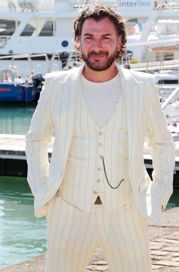Michael Youn - Photocall du film "Flashback" lors de la 26ème Edition du Festival de la Fiction de La Rochelle. Le 12 septembre 2024
© Patrick Bernard / Bestimage