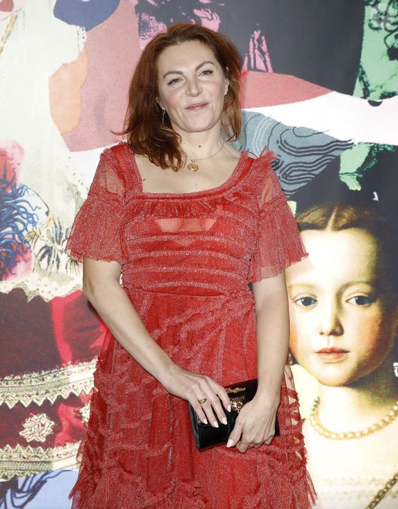 Anne-Elisabeth Blateau (Robe Christophe Guillarmé) - Photocall de la soirée de gala "Enfance Majuscule" au profit de l'enfance maltraitée à la Salle Gaveau à Paris le 10 décembre 2025. © Marc Ausset-Lacroix/Bestimage
