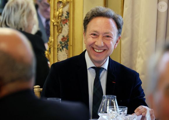 Stéphane Bern lors de sa nomination comme Pape du Patrimoine lors de la Saint Clément au restaurant Alain Ducasse Baccarat, à Paris, France, le 20 novembre 2025. © Denis Guignebourg/Bestimage