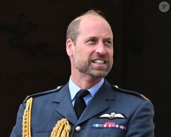 Le prince William, prince de Galles - La famille royale britannique assiste aux célébrations du 80ème anniversaire de la fin de la Seconde guerre mondiale (VE Day) au balcon de Buckingham Palace à Londres, le 5 mai 2025. Photo par Backgrid UK/ Bestimage