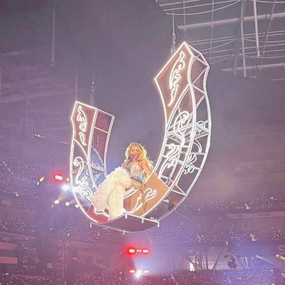 Beyonce Knowles en concert à Los Angeles dans le cadre de sa tournée "Cowboy Carter". Beyonce a fait monter sur scène ses filles Blue Ivy et Rumi Carter. Backgrid USA / Bestimage