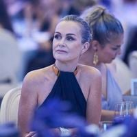 "Je sais ce que c’est" : Laeticia Hallyday, qui a perdu sa maison de Los Angeles dans les mêmes circonstances, s’exprime face aux événements en Gironde