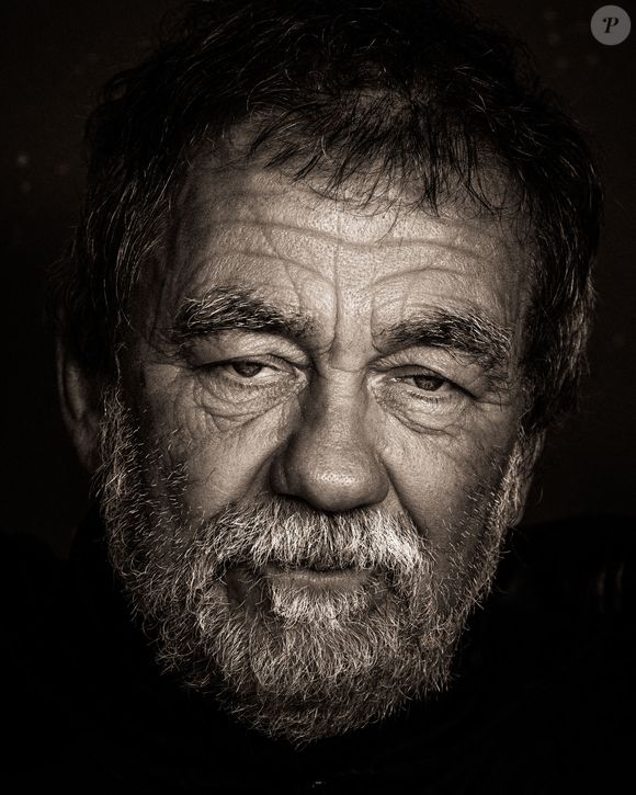 Les moteurs majeurs de son évolution ? Sa paternité et son travail.

Le réalisateur Olivier Marchal à Marseille, en France, le 29 novembre 2023. 
Photo par Laurent Coust/ABACAPRESS.COM