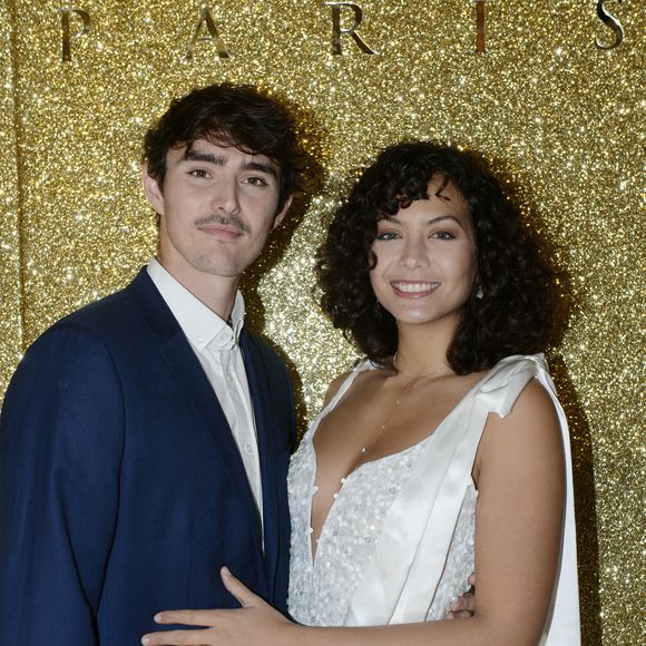 Vaimalama Chaves et Nicolas Fleury, c'est terminé.

Exclusif - Vaimalama Chaves (ancienne Miss France) et son ex-compagnon Nicolas Fleury - L’hôtel The Peninsula Paris présente son univers féérique pour Noël . © Rachid Bellak / Bestimage