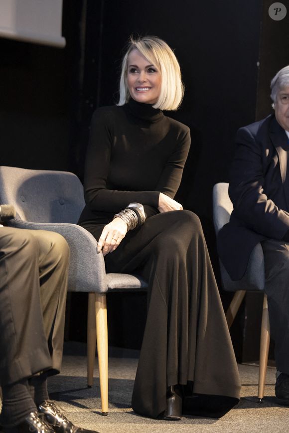 Laeticia Hallyday assiste à l'avant-première presse, à la veille de l'ouverture de l'exposition consacrée à Johnny Hallyday 'Johnny Hallyday L'Exposition' qui se tient à Brussels Expo, Palais2 à Bruxelles, Belgique, le 19 décembre 2022. Photo by Sébastien Courdji / ABACAPRESS.COM