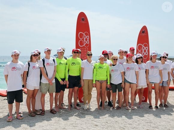 Une journée riche en échanges, en apprentissages et en sourires sur le Rocher.

La princesse Charlène de Monaco lors de la journée "Water Safety Day, pour la prévention de la noyade" sur la plage du Larvotto de Monaco, le 17 juin 2025. Cet événement est organisé par sa Fondation, le Centre de Sauvetage Aquatique de Monaco (CSAM) en partenariat avec la Croix-Rouge monégasque. © Claudia Albuquerque/Bestimage
