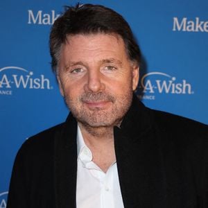 Philippe Lellouche participe à la séance photo du « Make a Wish Gala » à Paris, en France, le 25 novembre 2024. Photo de Jérôme Dominé/ABACAPRESS.COM