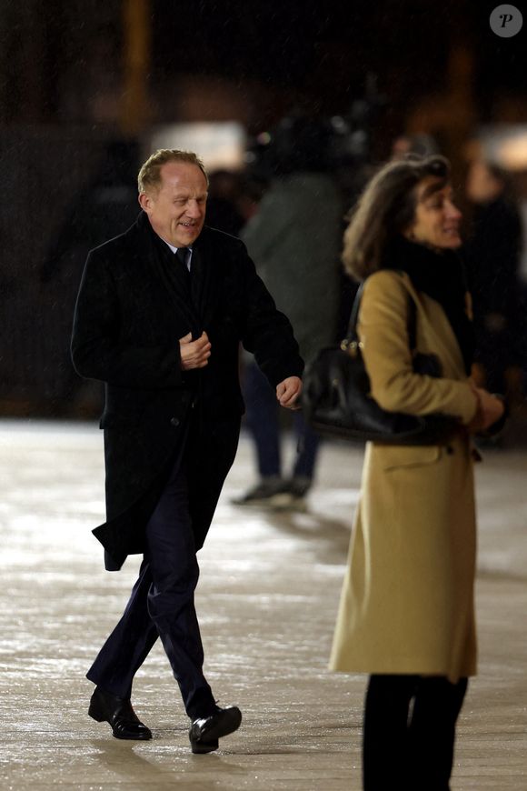 François-Henri Pinault - Arrivées à la cérémonie de réouverture de la cathédrale Notre-Dame de Paris, le 7 décembre 2024. Joyau de l’art gothique, lieu de culte et de culture, symbole universel de la France et de son histoire, la cathédrale de Notre-Dame de Paris rouvre ses portes les 7 et 8 décembre, cinq ans après le terrible incendie qui l’avait ravagée le 15 avril 2019. 
© Agence / Bestimage