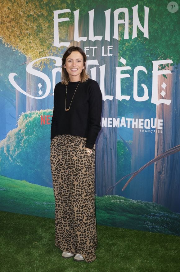 Isabelle Ithurburu - Avant-première du film "Ellian et le Sortilège" à la Cinémathèque à Paris. Le 17 novembre 2024
© Coadic Guirec / Bestimage