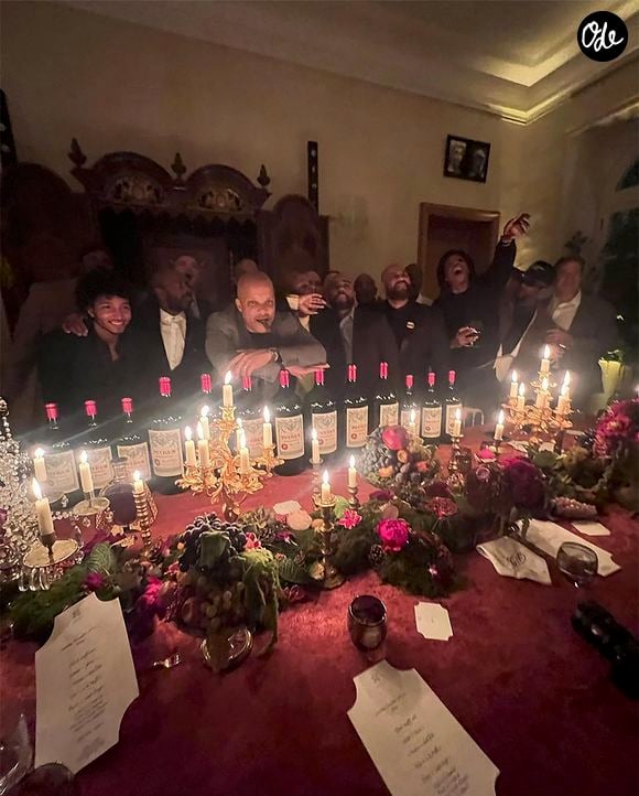 Capture Instagram - Jay Brown - Jay Z et le directeur général du label américain Roc Nation, Jay Brown, célèbrent leur anniversaire dans l'hôtel 5 étoiles privatisé « Les Sources de Caudalie » avec leurs amis Kris Jenner, Ellen Pompeo, Beyoncé, Rihanna, à Martillac près de Bordeaux, en France, le 3 décembre 2023. Des navettes aux vitres teintées ont fait des allers-retours toute la journée de samedi.   L'anniversaire s'est déroulé du 1er au 4 décembre 2023. Parmi les 98 invités qui séjourneront sur place, les stars internationales Kris Jenner, Ellen Pompeo, Beyoncé et Jay-Z, accompagnés de leurs enfants, sont arrivés vendredi soir, et la chanteuse Rihanna samedi dans la journée. La fête s'est poursuivie au château d'Yquem dimanche soir.