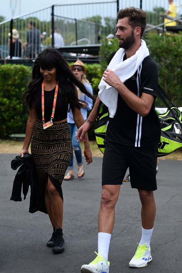 Benoit Paire de France avec sa petite amie Shy'm pendant l'Open de Miami présenté par Itau au Crandon Park Tennis Center à Key Biscayne, Miami, FL, USA le 25 mars 2016. Photo Corinne Dubreuil/ABACAPRESS.COM